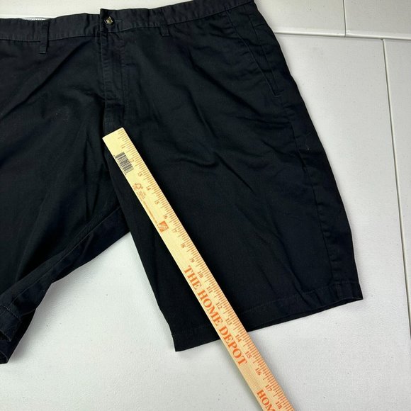 Volcom Men's Chino Khaki Shorts Size 40 Black Flat Front Embroidered Logo Casual - Picture 7 of 8